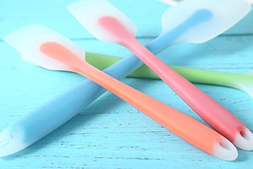 HiramWare Silicone Spatula Set of 4 - Heat Resistant Flexible Spatula 450F with Stainless Steel Core - Food Grade Premium Good Grip Kitchen Utensils - Seamless, Heavy Duty, BPA Free, Dishwasher Safe
