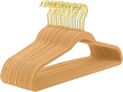 MIZGI Camel Velvet Hangers, 60 Pack - Premium Gold, Non-Slip Coat & Suit Hangers, Space Saving