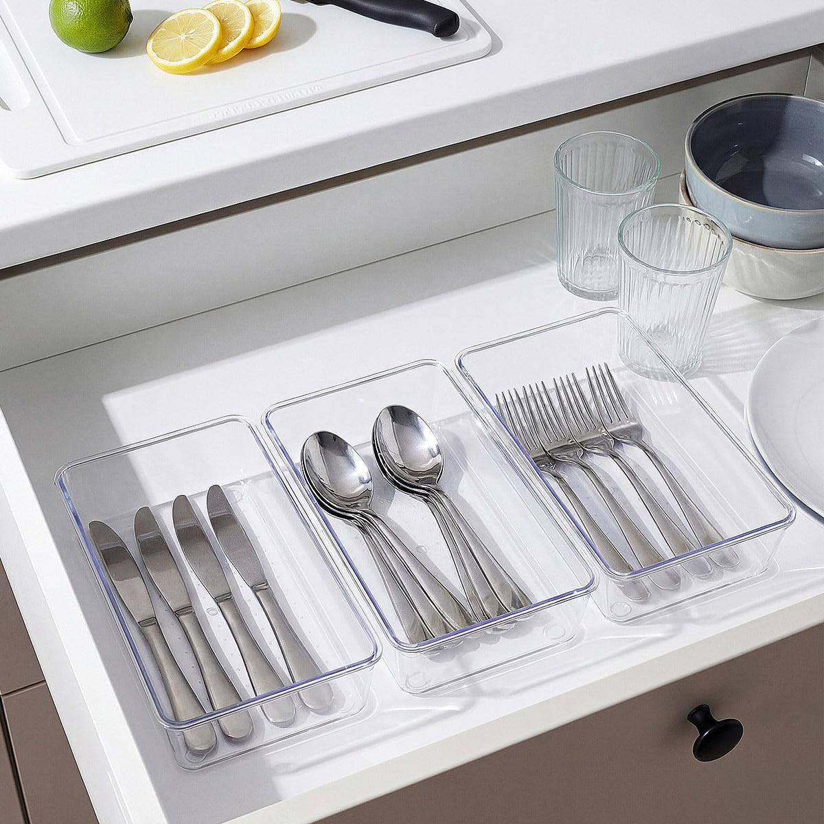 12 Pcs Clear Drawer Organizer 9 x 6 x 2 Inches Plastic Rectangle Trays Makeup Vanity Storage Bins and Kitchen Drawers Dividers for Office Desk Silverware Kitchen Utensils (12 Count)