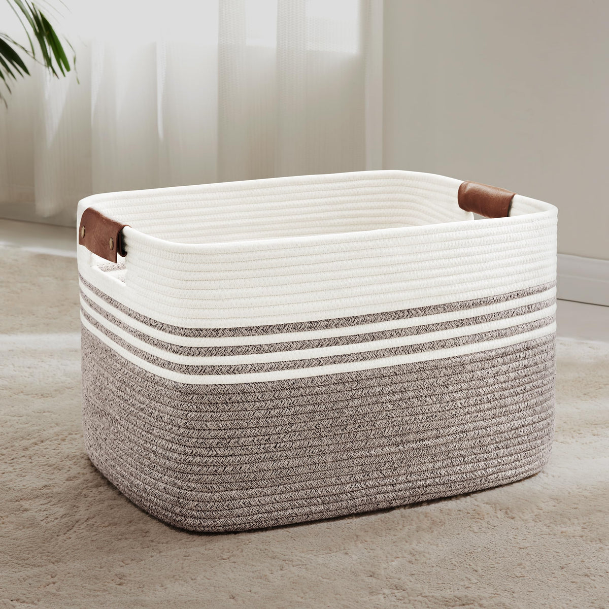 72L Woven Laundry Basket Hamper with Leather Handles