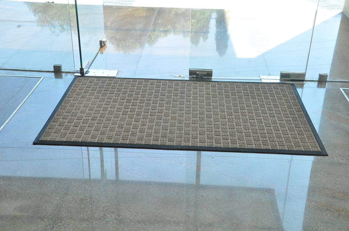 Water Retainer Front Door Mat (6 Sq Ft)